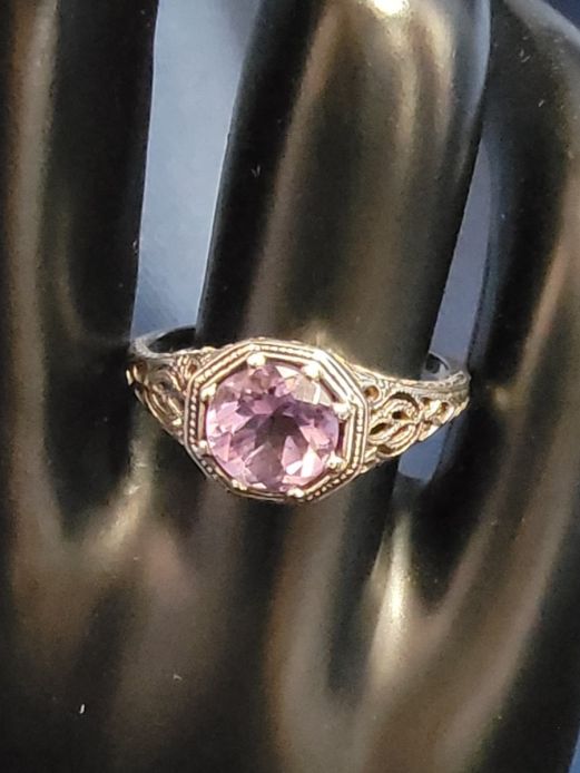 Geometric Amethyst Set in .925 Sterling Silver Filigree Ring Size 8   #085
