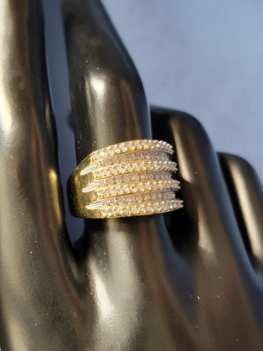 Diamond Encrusted Statement Ring Mens Womens Set in 10k Gold Size 9 6.81 grams
