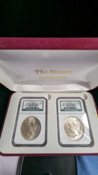 BINION Collection 1922 & 1923 Peace Dollar NGC MS64 Collectors Set